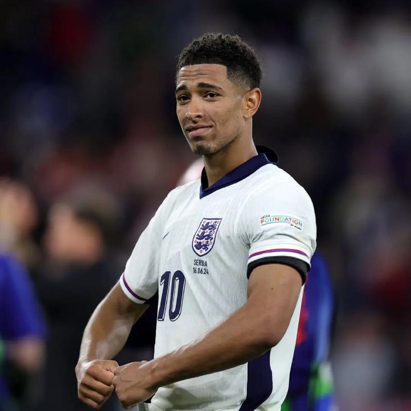 还没踢过意甲，跟队记者：维拉蒂被中间人推荐给尤文（尚无意甲经历，随队记者：中间人已将维拉蒂推荐至尤文）