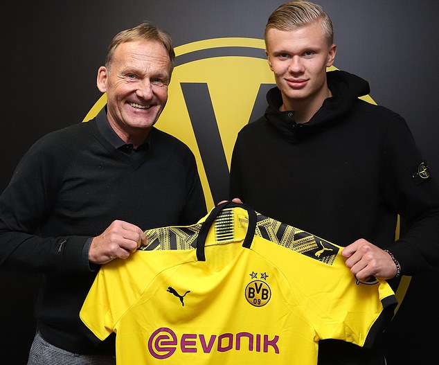 2球3助，奥利塞是有统计以来德甲单场造5球最年轻的拜仁球员（2射3传，奥利塞成德甲统计时代拜仁单场造5球最年轻球员）