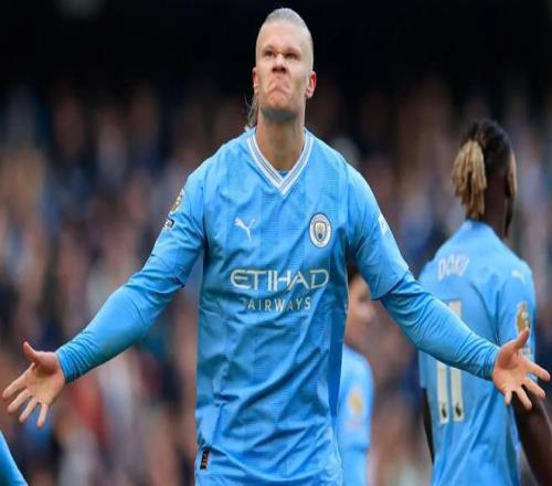 年关将至，中超各队目标各异，政府支持都是关键!（岁末将临，中超诸队各定航向，政府助力仍是关键）