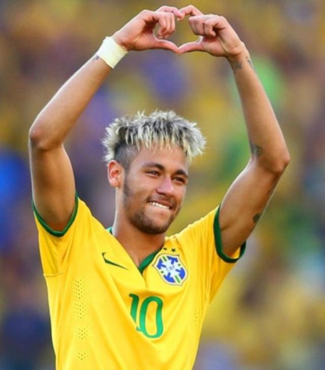 欧冠比赛战术分析：尤文图斯防守策略,（欧冠战术解读：尤文图斯如何布置防线）