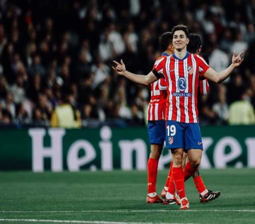 荷兰日本交锋史：荷兰2胜1平保持不败，南非世界杯斯内德制胜（荷兰对日本往绩占优：2胜1平不败，南非世界杯斯内德打进制胜球）